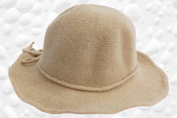 Cappello con falda Coveri Collection