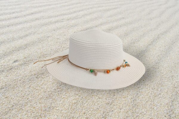Cappello con falda JUICE