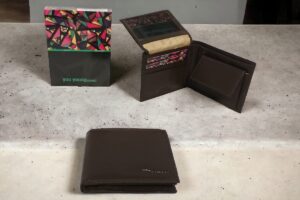 Portafoglio Uomo in pelle con portamonete You Young Coveri