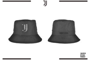 Cappello pescatore Juventus nylon reversibile con logo in metallo