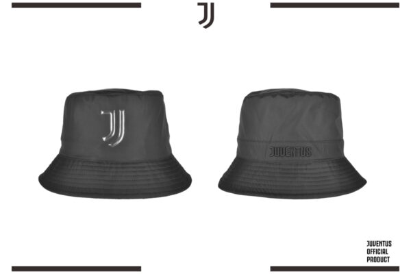 Cappello pescatore Juventus nylon reversibile con logo in metallo